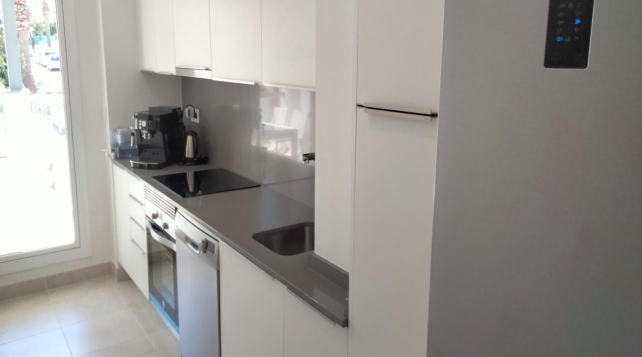 Lovely Apartment Centrally Located In Estepona Exteriör bild